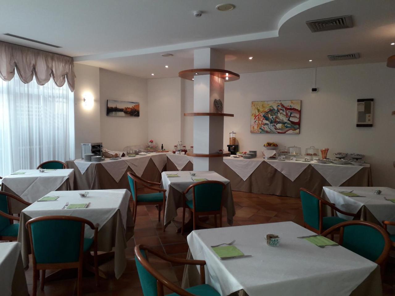 Roero Park Hotel